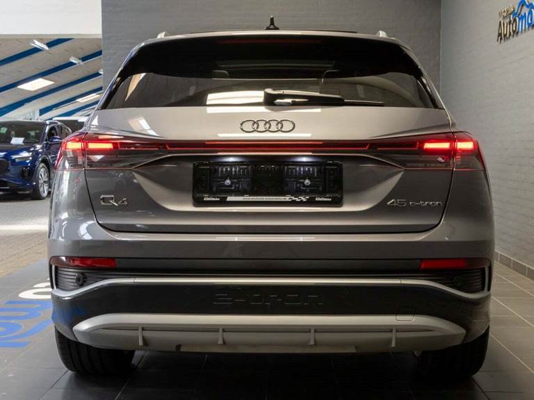Audi Q4 e-tron 45 S-line