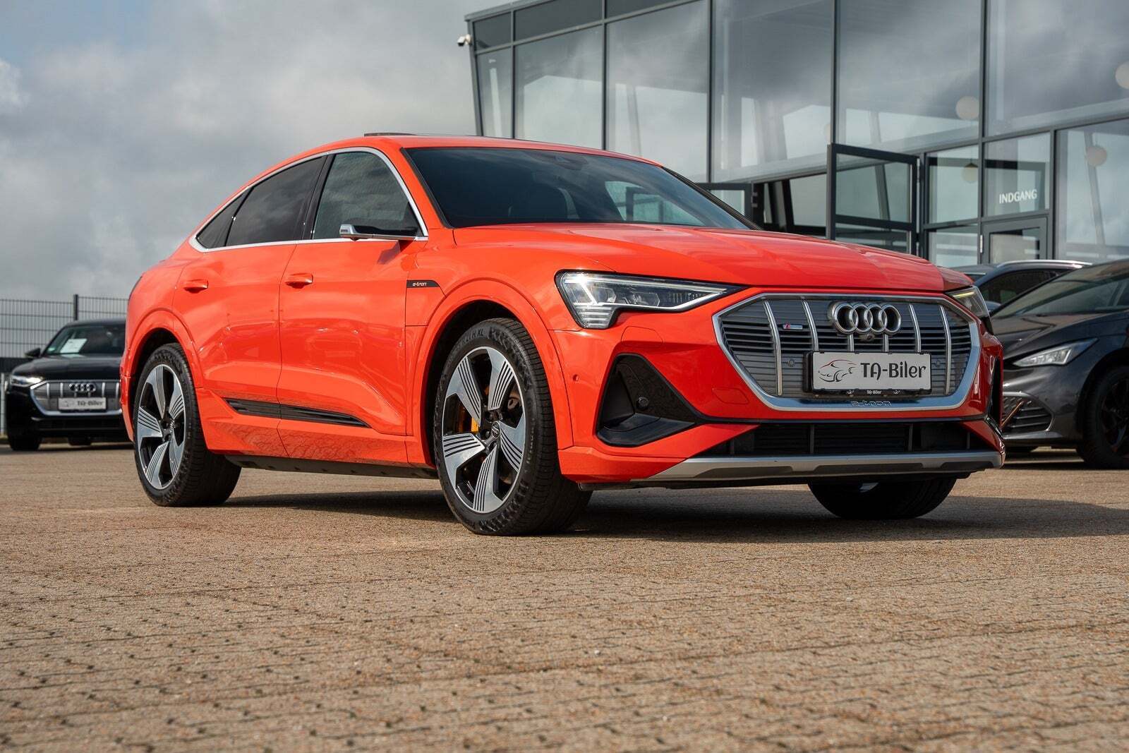 Audi e-tron 55 S-line Prestige Sportback quattro
