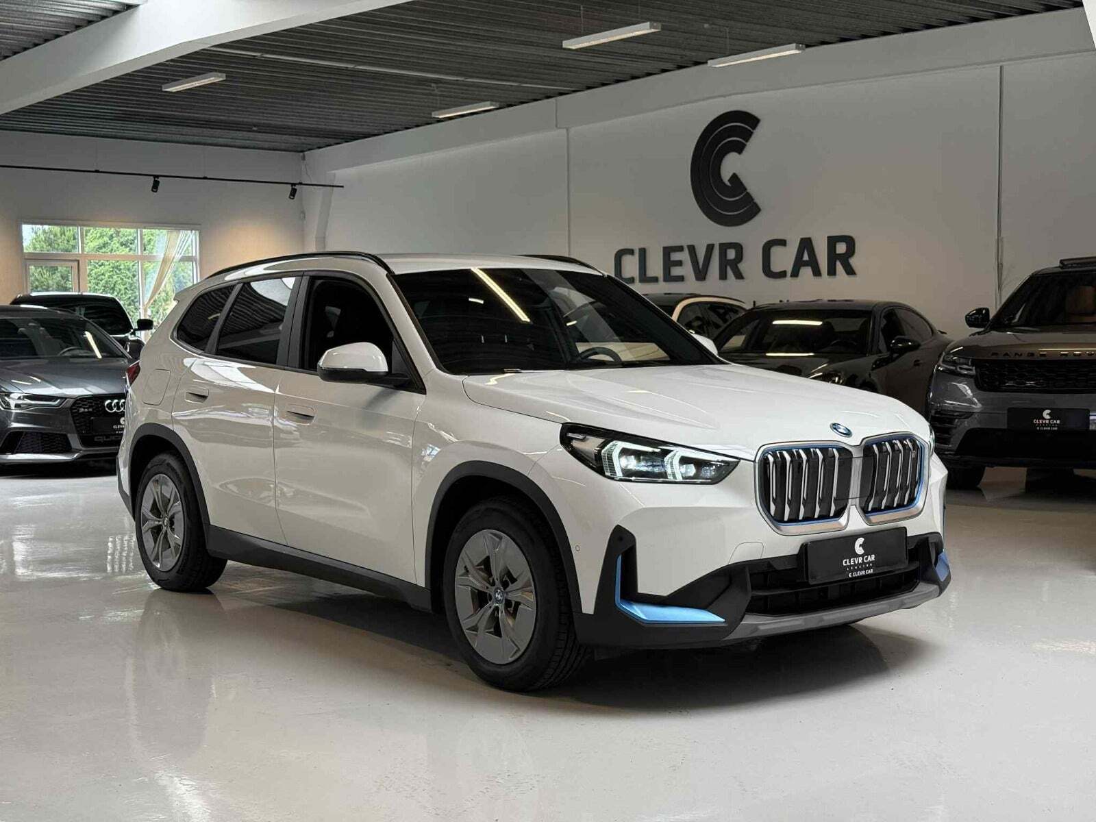 BMW iX1 xDrive30