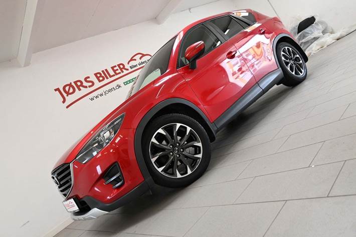 Rød Mazda CX-5 fra 2016