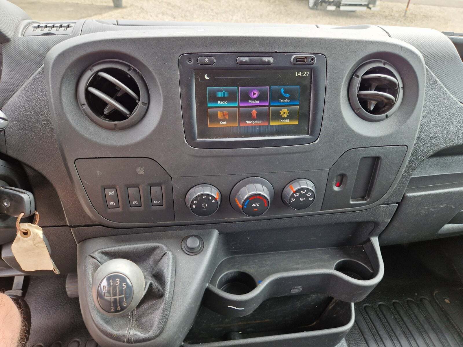 undefined Renault Master III T35 fra 2019 set indefra