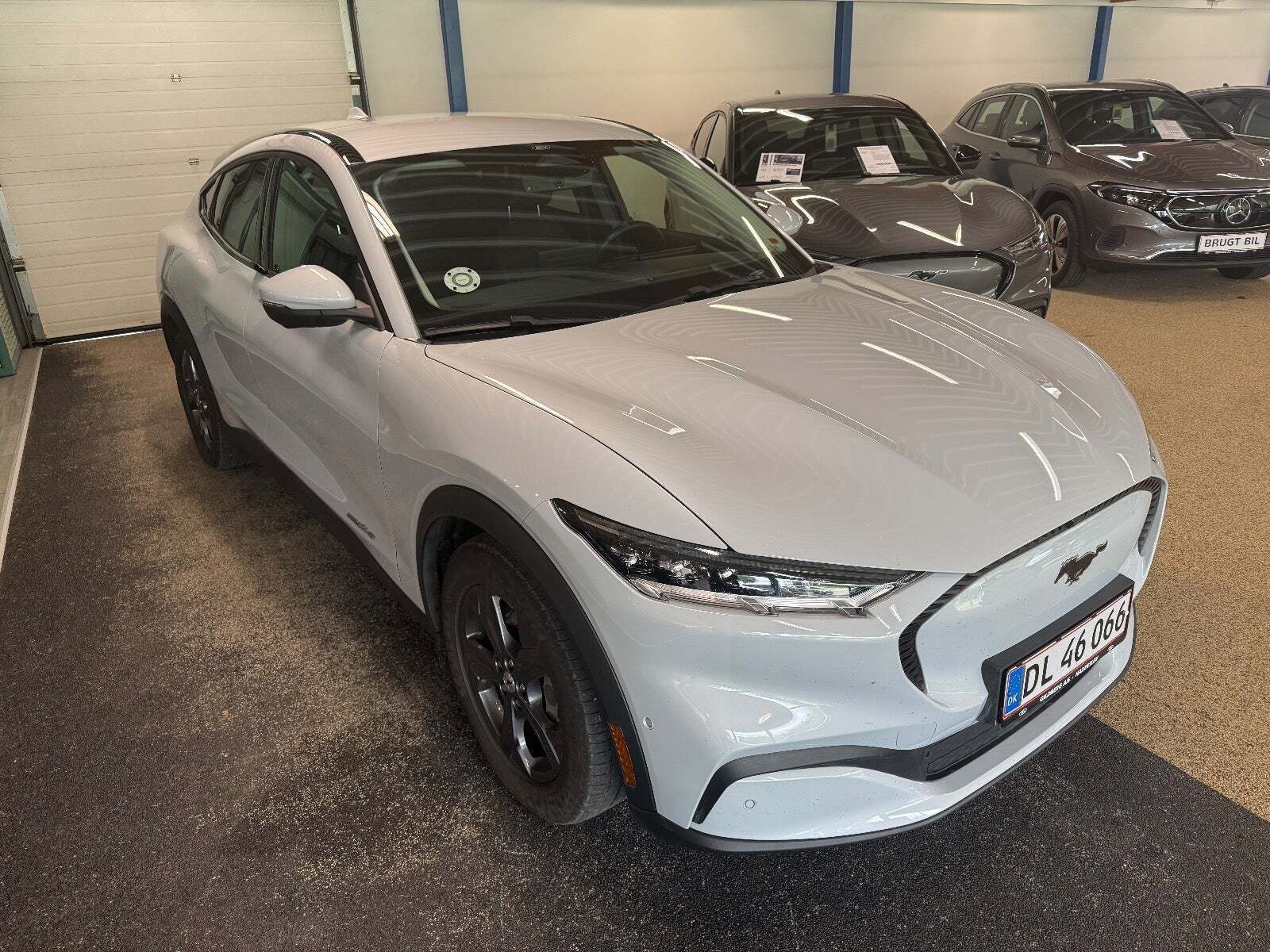 Ford Mustang Mach-E 75 Standard Range