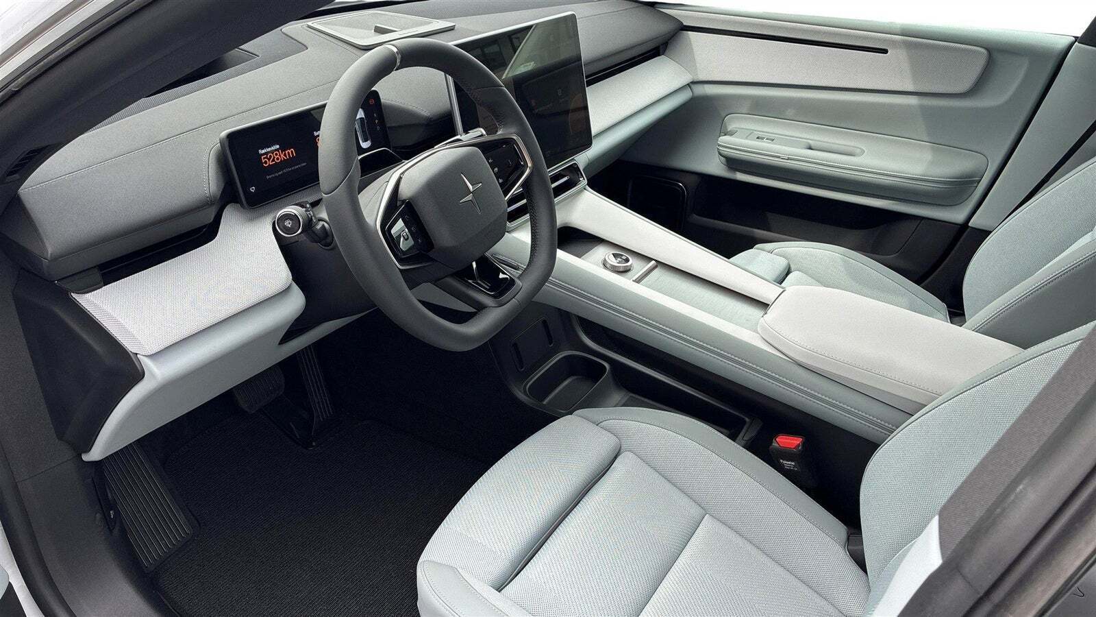 Polestar 4 Long Range