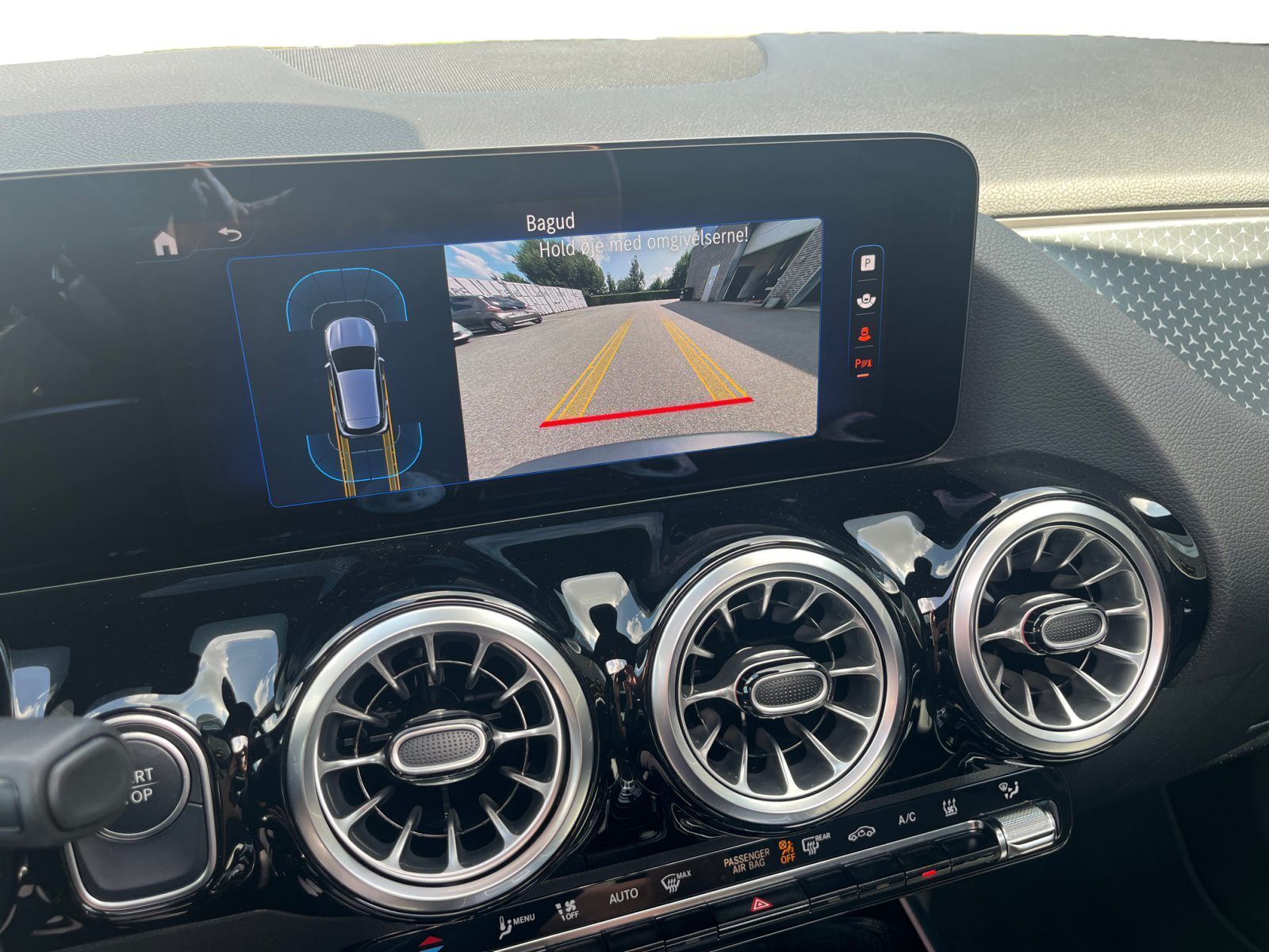 Sort Mercedes EQA 250+ fra 2024