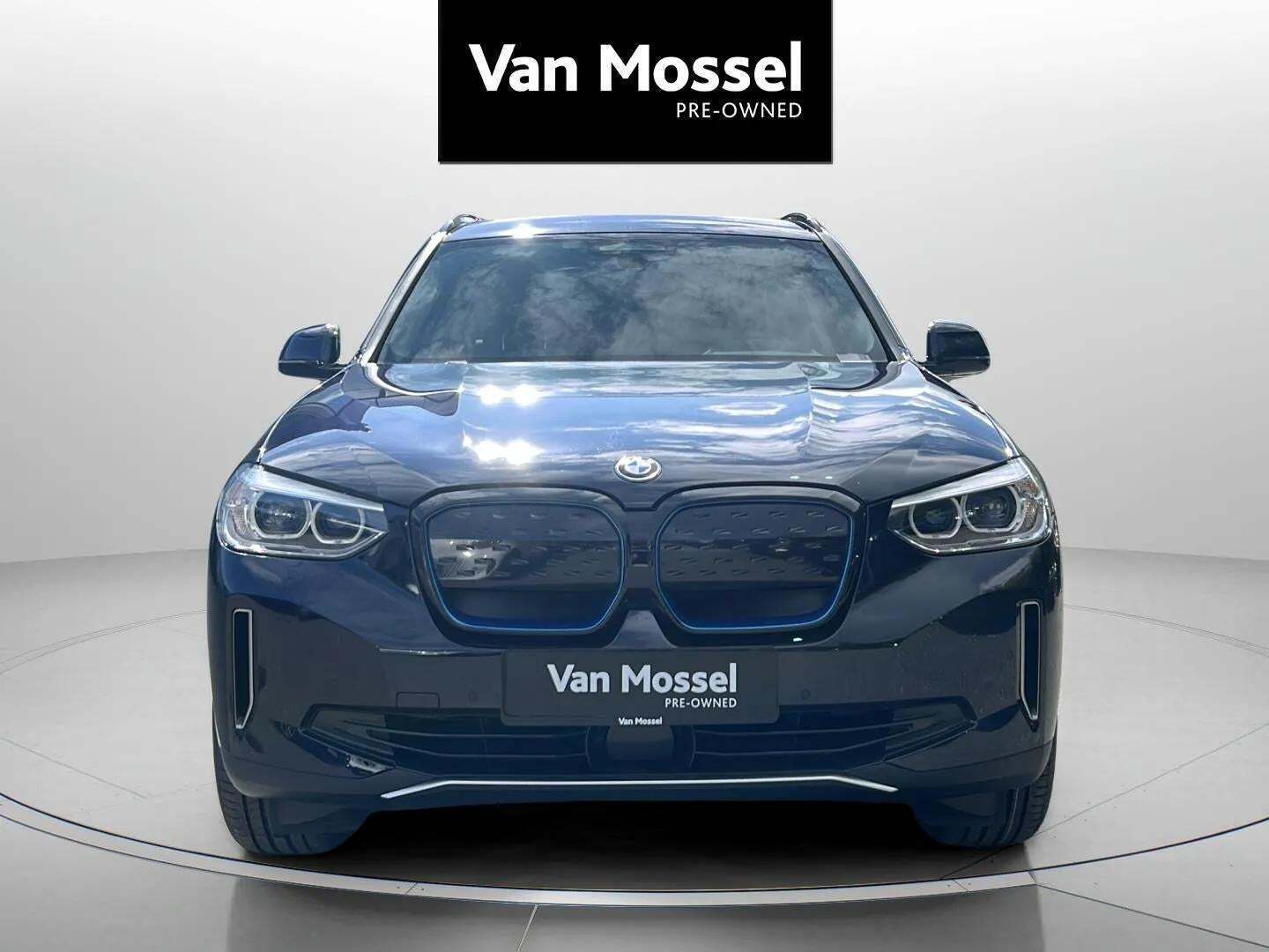 BMW iX3 Charged Plus