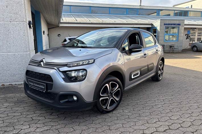 Grå Citroën C3 fra 2022 set udefra