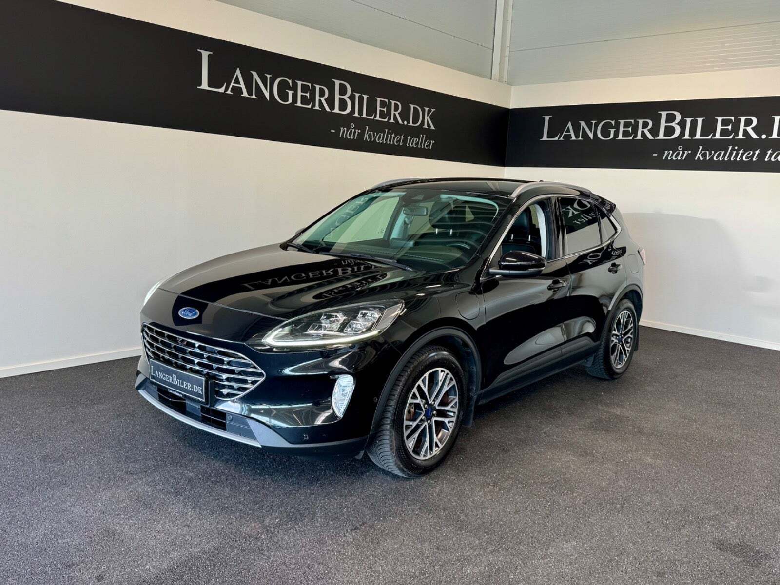 Ford Kuga 2,5 PHEV Titanium CVT - 184.500 kr
