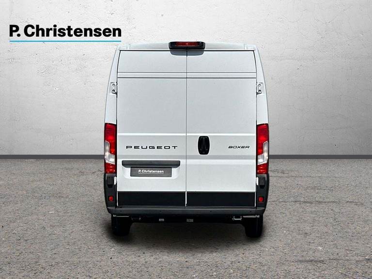 Peugeot Boxer 333 2,2 BlueHDi 140 L2H2 Premium