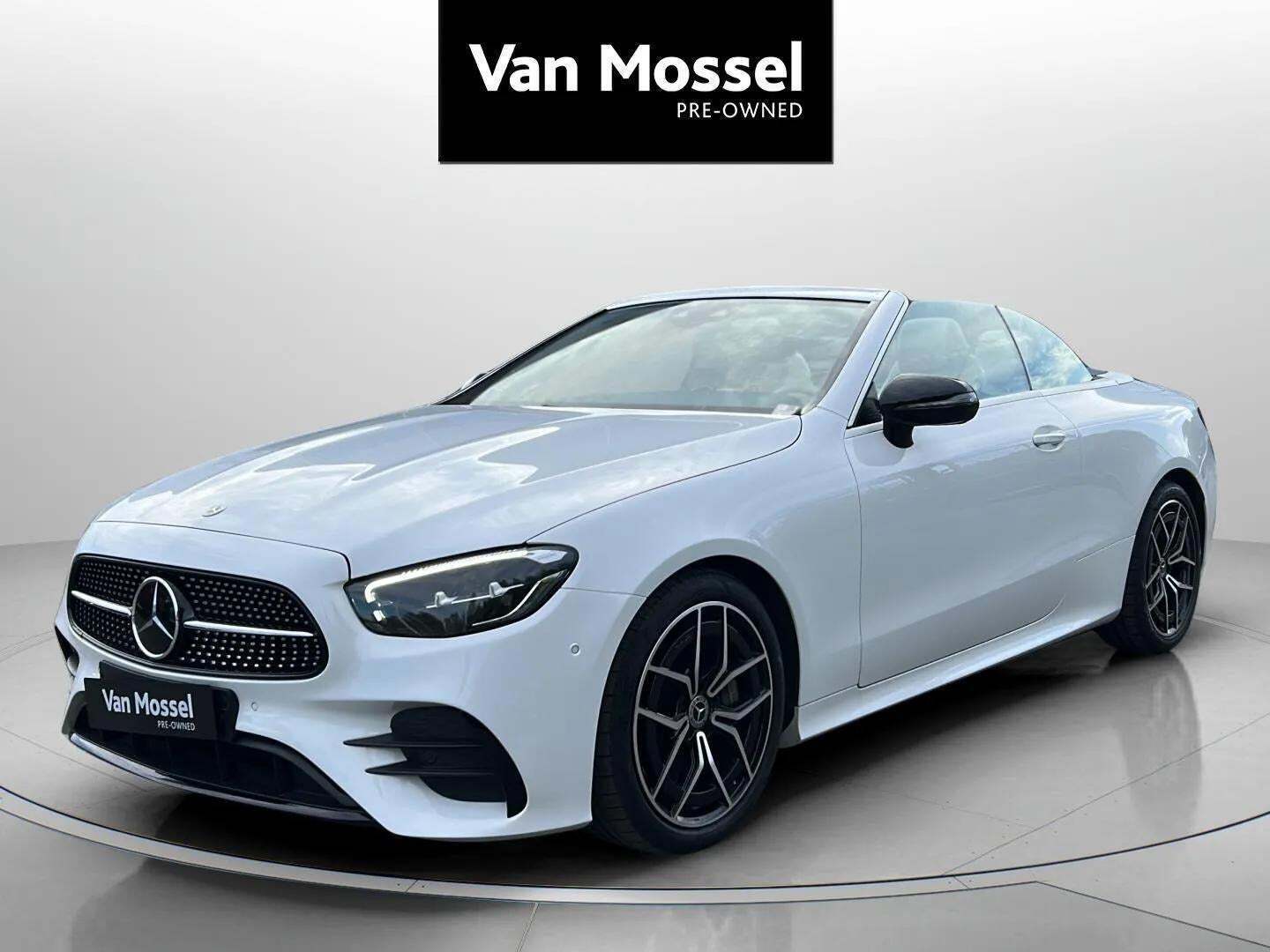 Hvid Mercedes E300 fra 2023