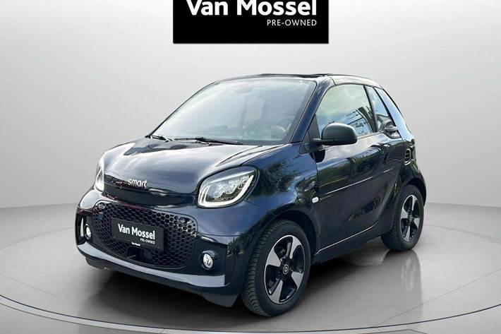 Blå Smart Fortwo fra 2022 set udefra