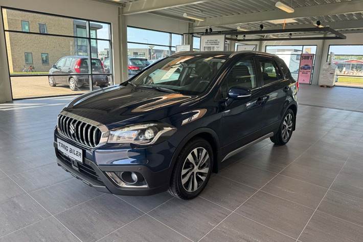undefined Suzuki S-Cross fra 2016 set udefra