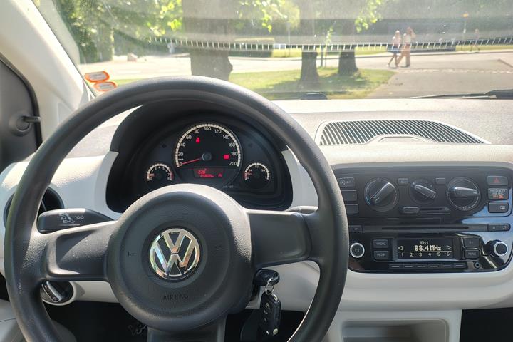 Sort VW UP! fra 2013