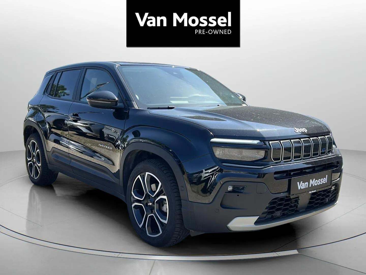 Sort Jeep Avenger fra 2023