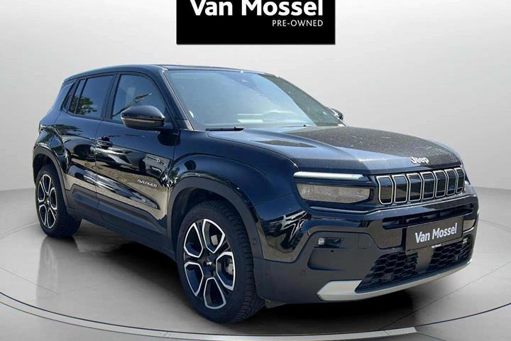 Sort Jeep Avenger fra 2023