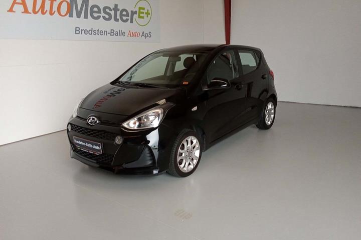 Sort Hyundai i10 fra 2020 set udefra
