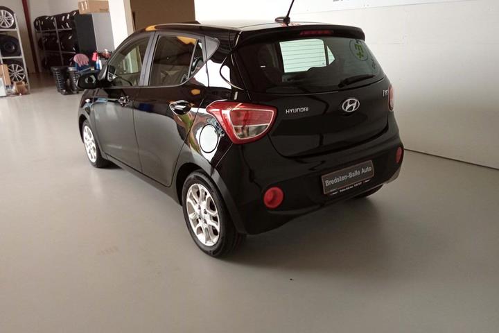 Sort Hyundai i10 fra 2020