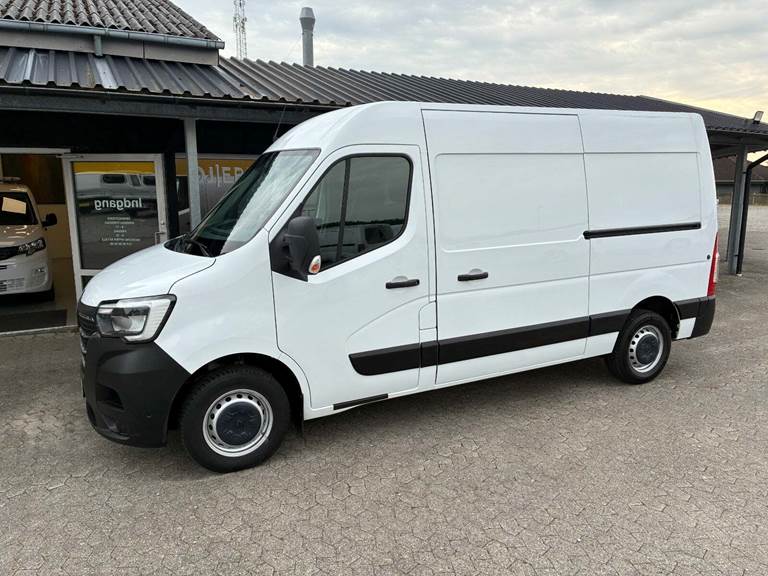 Renault Master IV T33 2,3 dCi 150 L2H2 Kassevogn