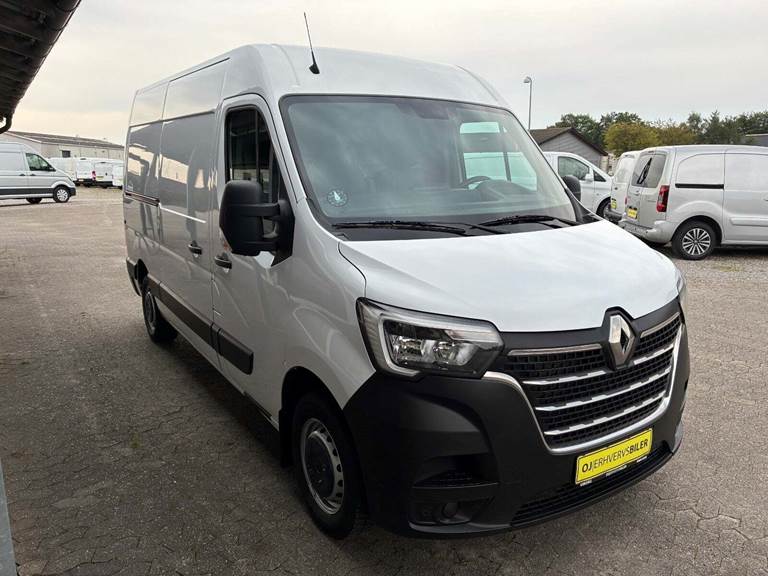 Renault Master IV T33 2,3 dCi 150 L2H2 Kassevogn