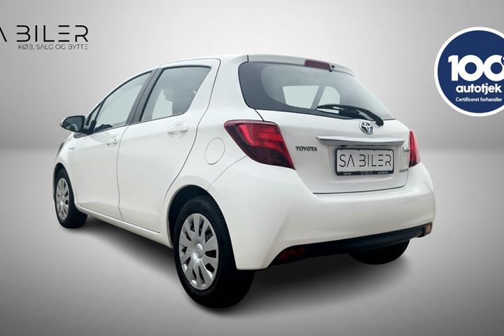 undefined Toyota Yaris fra 2015