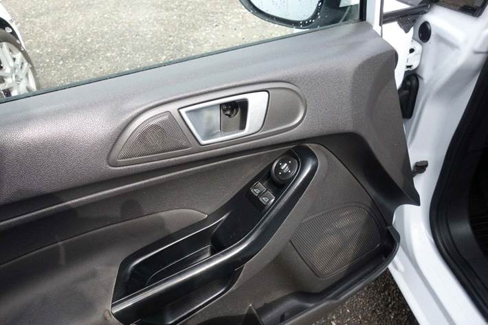 undefined Ford Ka fra 2014