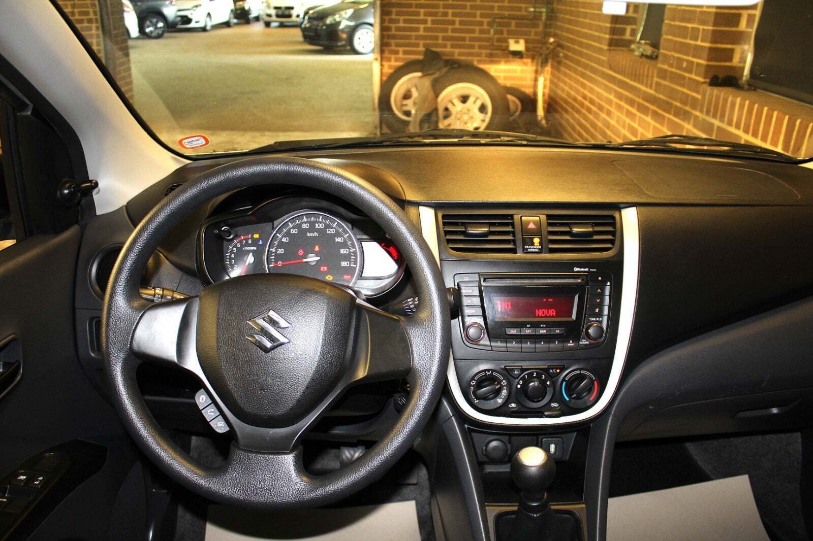 Sølv Suzuki Celerio fra 2017