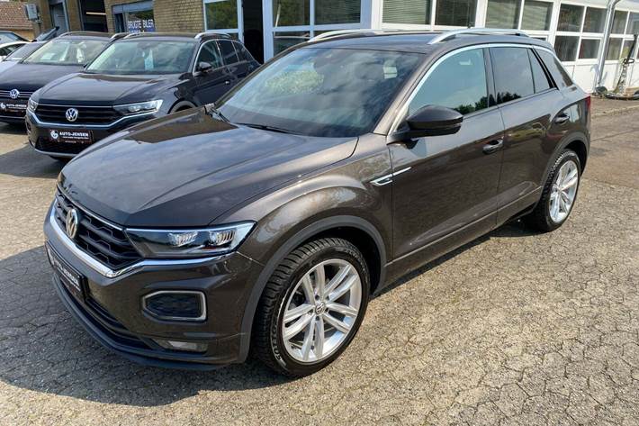 Brun VW T-Roc fra 2020 set udefra