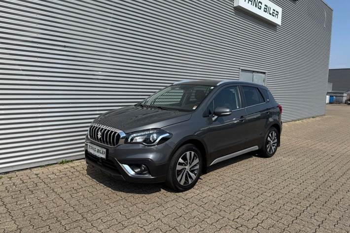 undefined Suzuki S-Cross fra 2020 set udefra