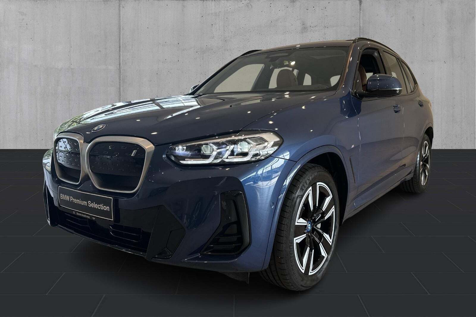 BMW iX3 Charged M-Sport