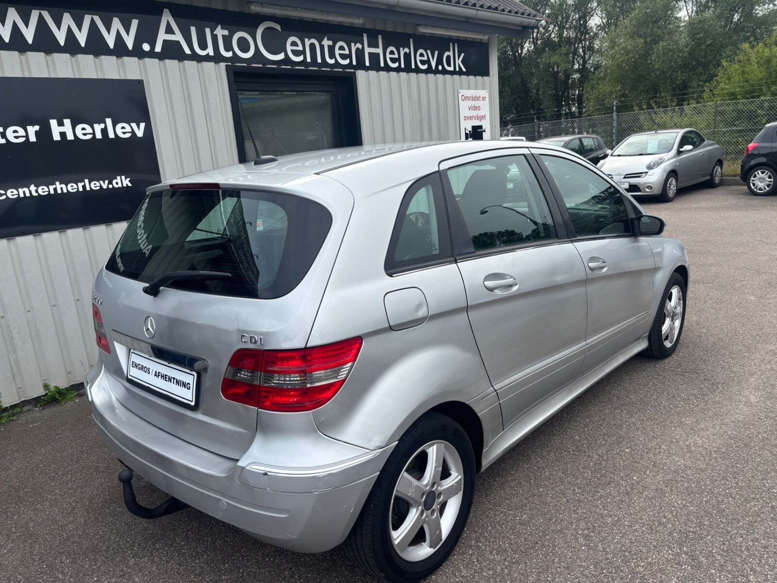 Sølv Mercedes B200 fra 2007