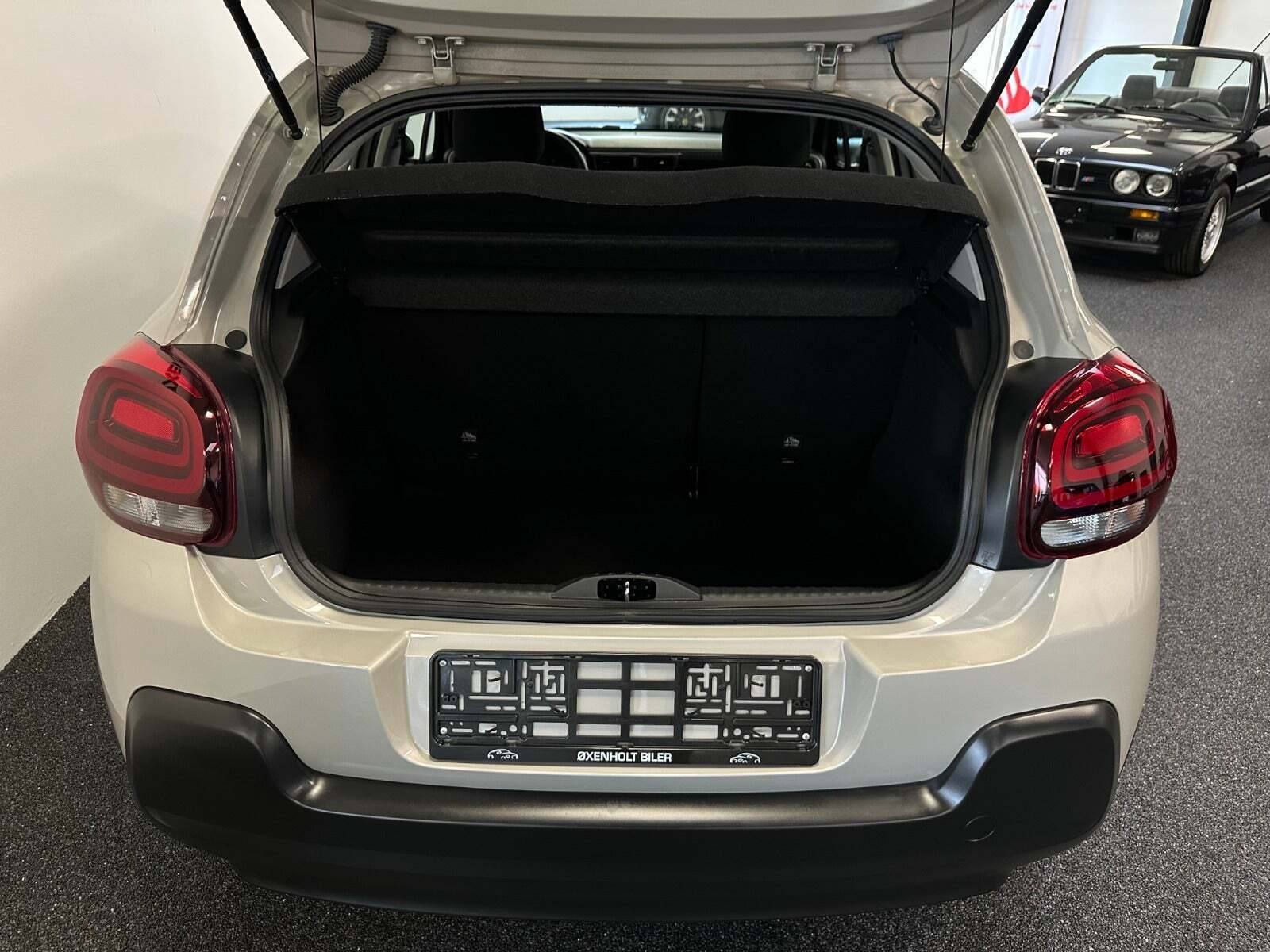 Grå Citroën C3 fra 2021