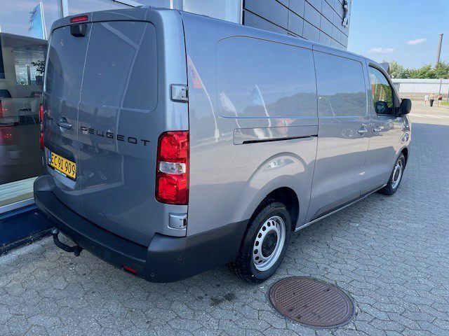 Peugeot Expert 2,0 L3 BlueHDi Premium EAT8 144HK Van 8g Aut.