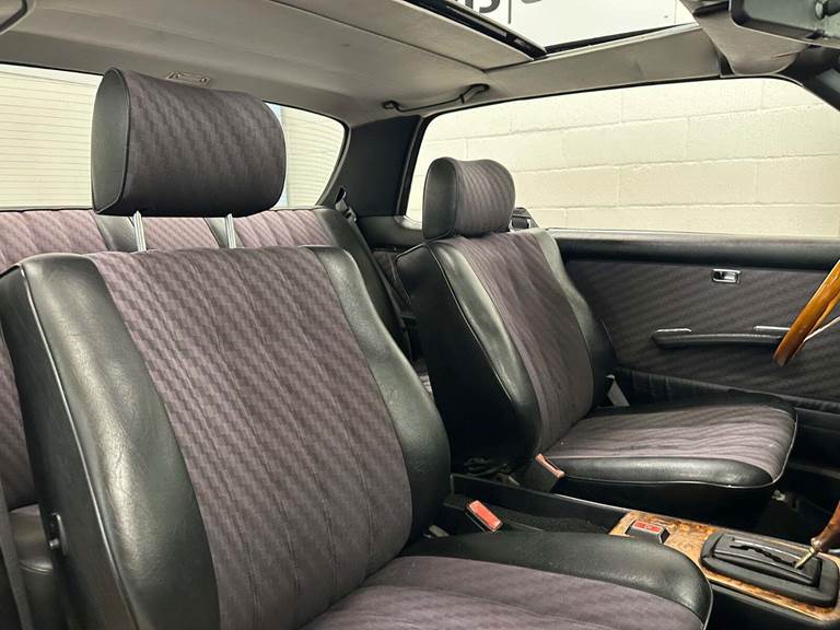 Mercedes 230 CE 2,3 aut.