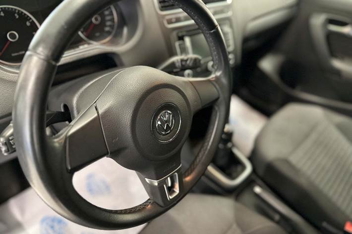 Sort VW Polo fra 2013