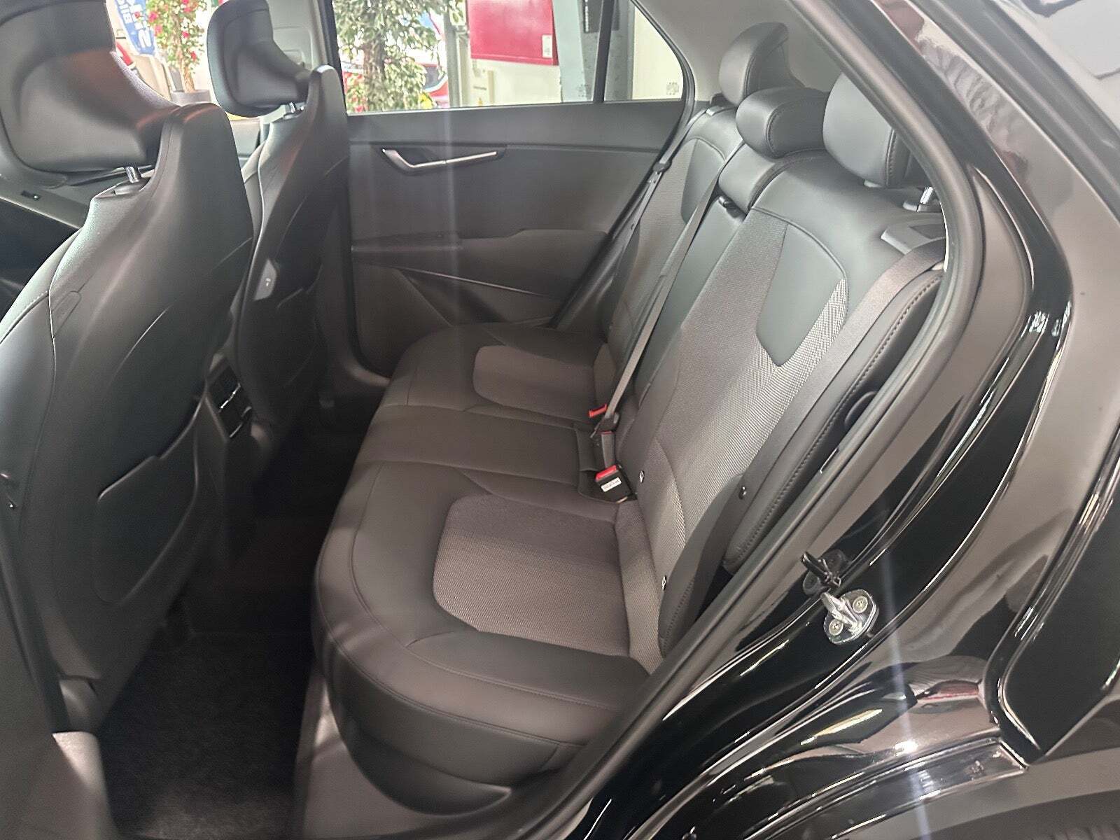 Kia Niro 1,6 PHEV Prestige DCT