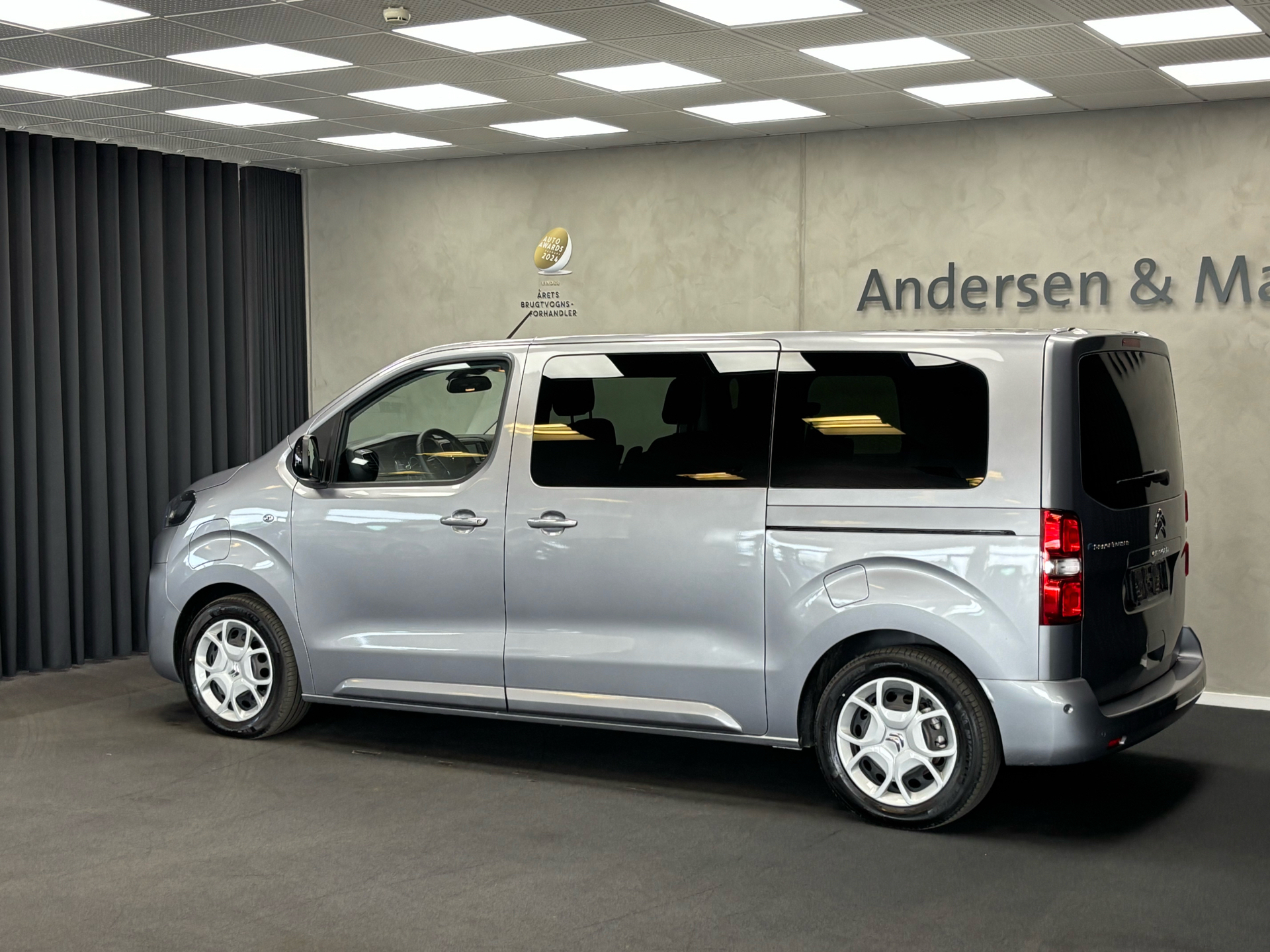 Sølv Citroën ë-SpaceTourer fra 2023