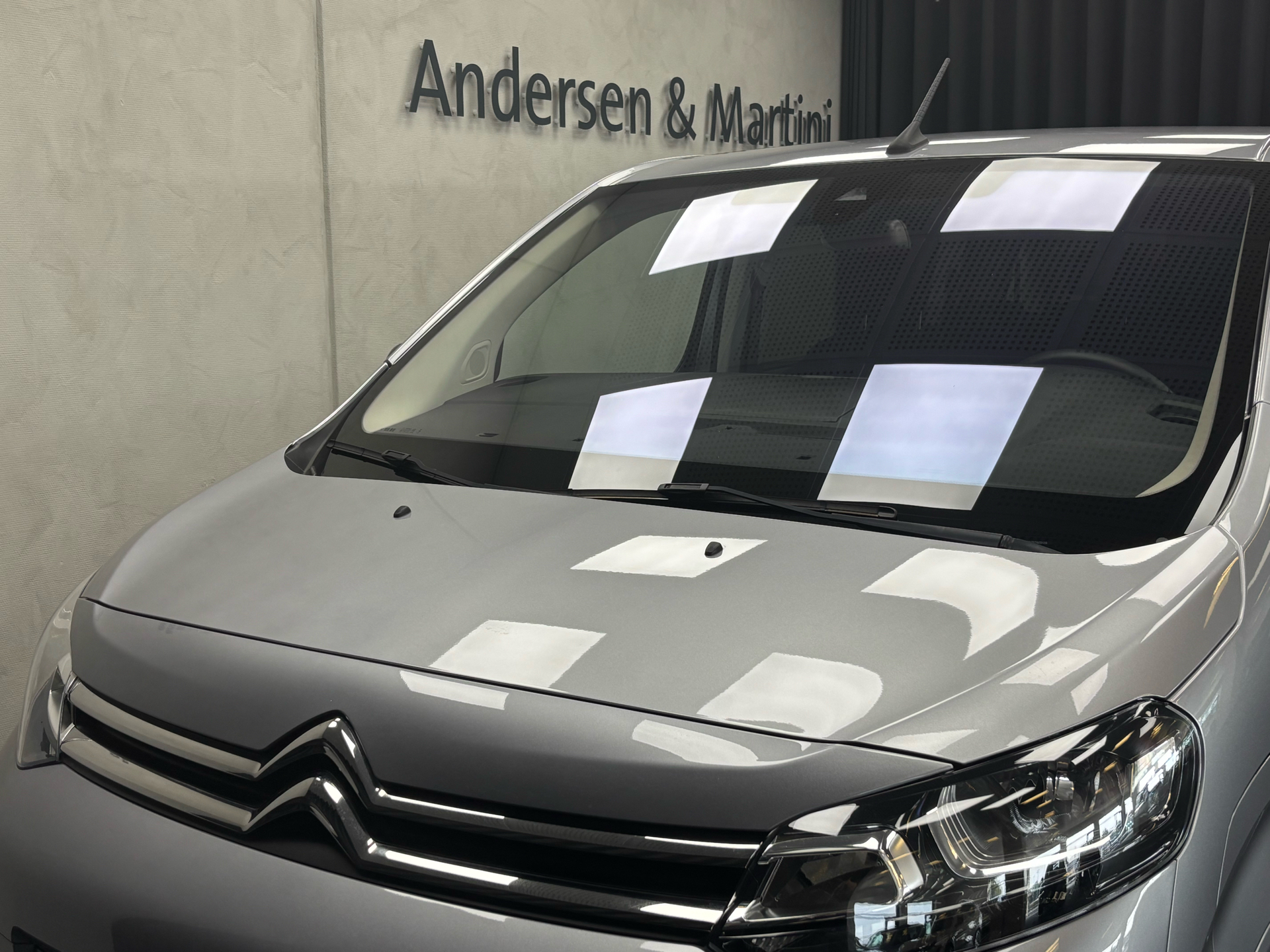 Sølv Citroën ë-SpaceTourer fra 2023