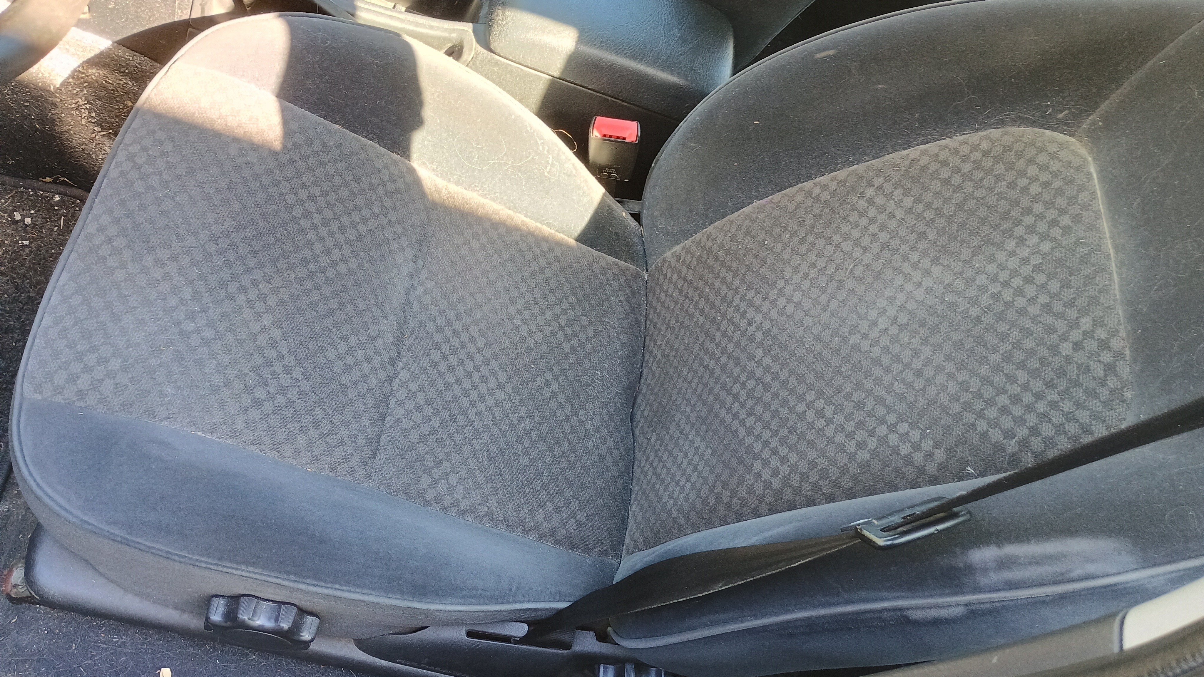 Toyota Avensis 1,8 SD MAN.