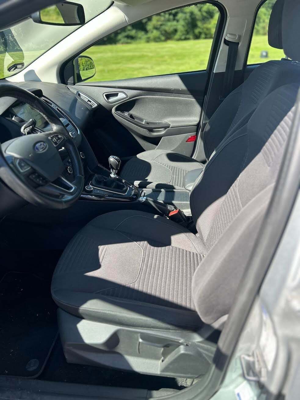 Sølv Ford Focus fra 2017