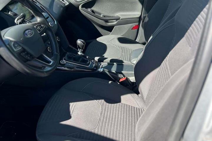 Sølv Ford Focus fra 2017
