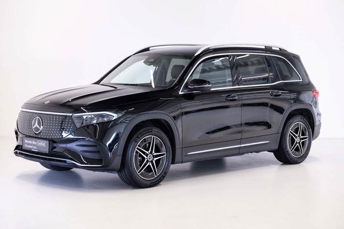 Sort Mercedes EQB250+ fra 2025 set udefra
