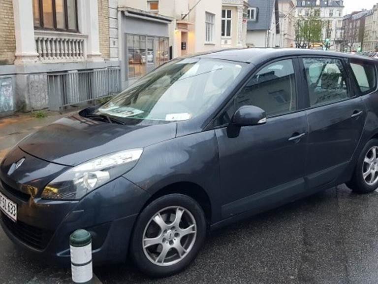 Renault Grand Scénic 1,9 DCI 130 7P