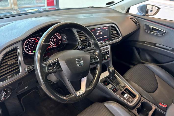 Grå Seat Leon fra 2018