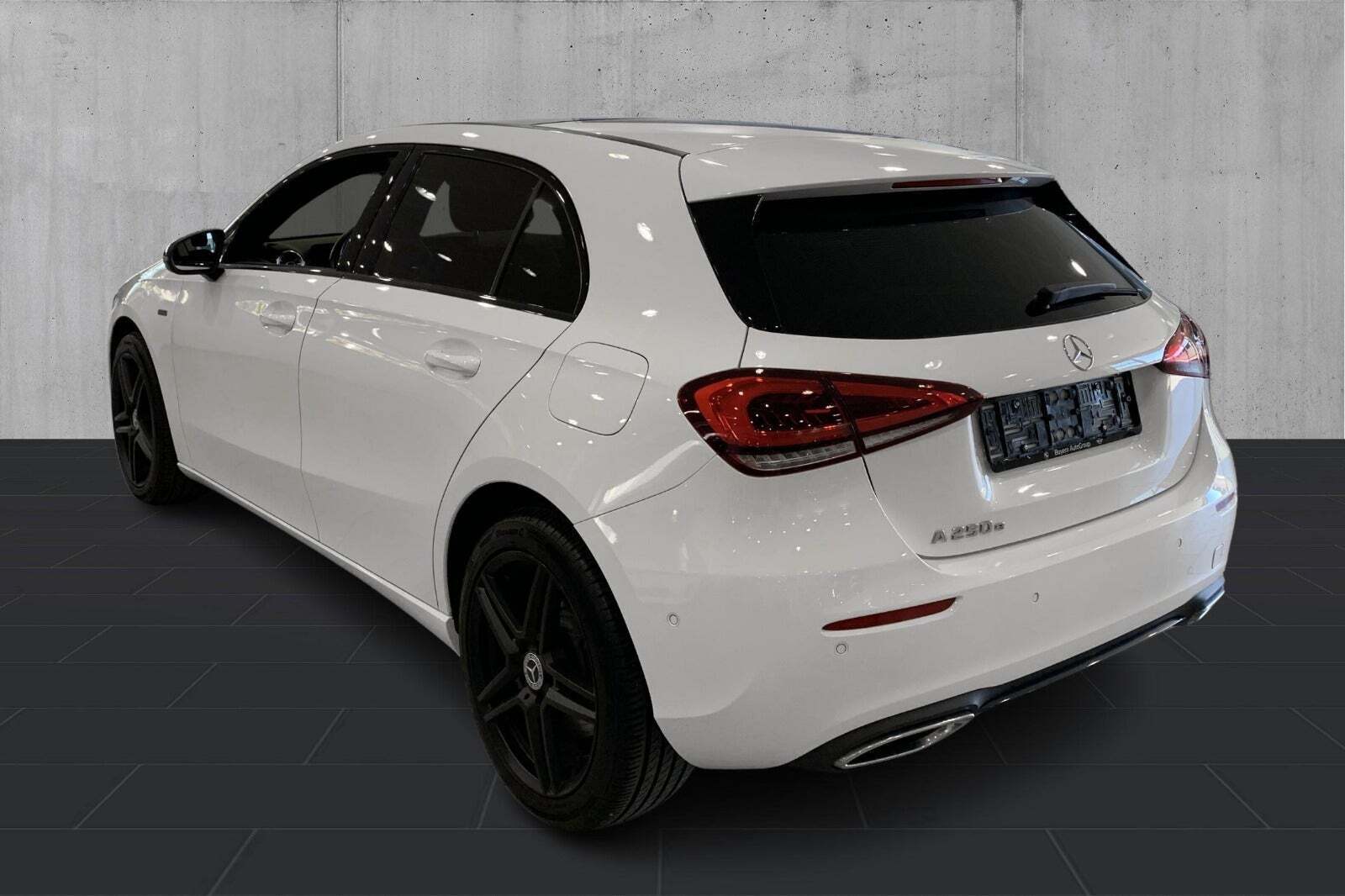 Mercedes A250 e