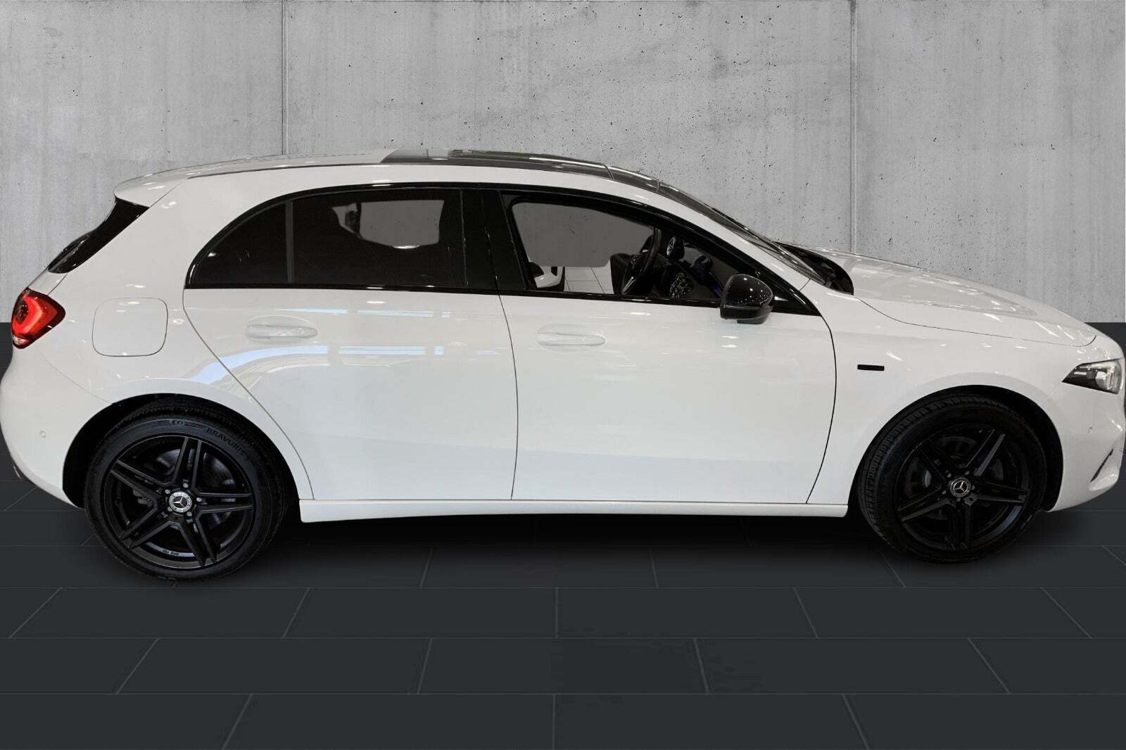Mercedes A250 e