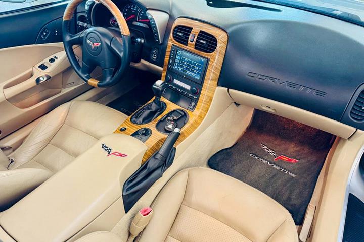 undefined Corvette C6 fra 2005 set indefra