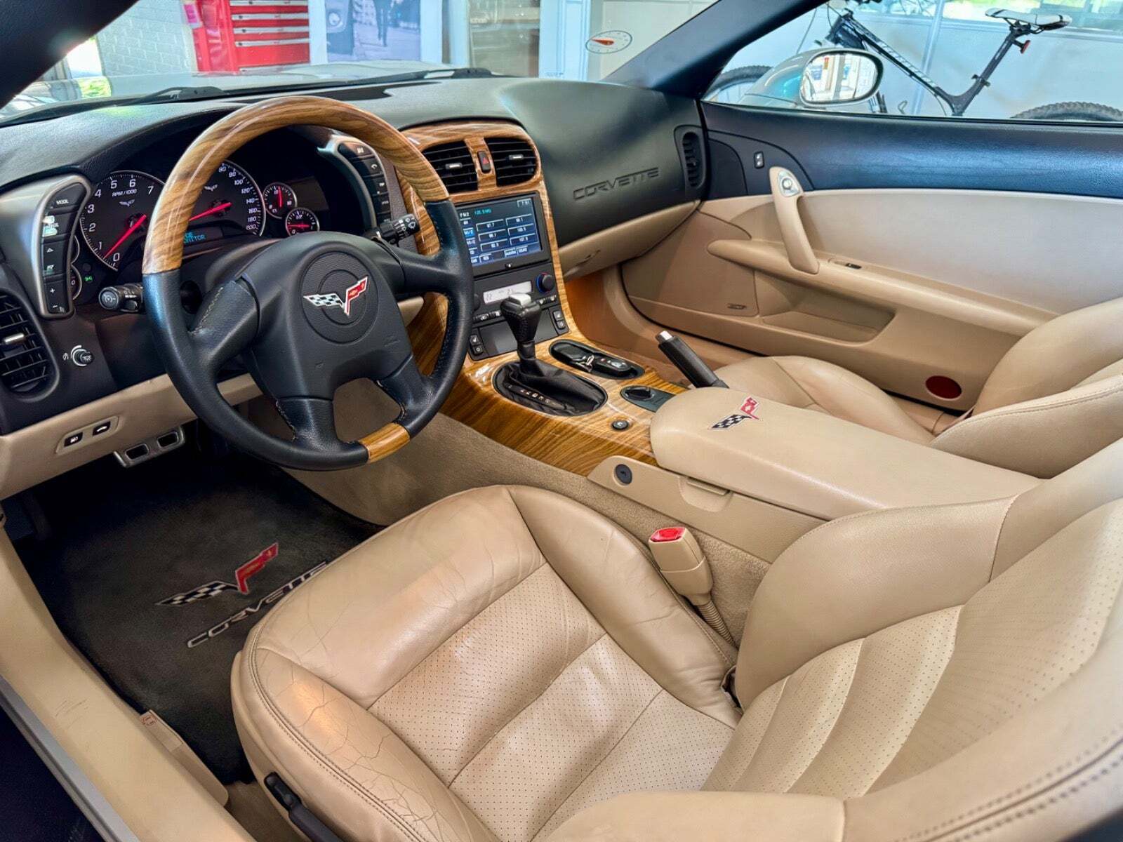 undefined Corvette C6 fra 2005 set indefra