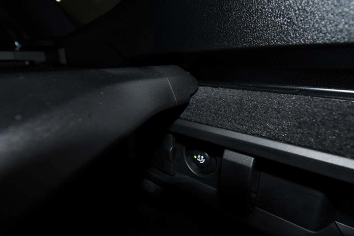 Sort BMW i5 fra 2025