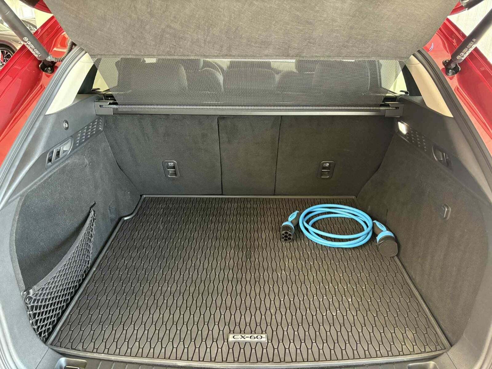 Grå Mazda CX-60 fra 2022