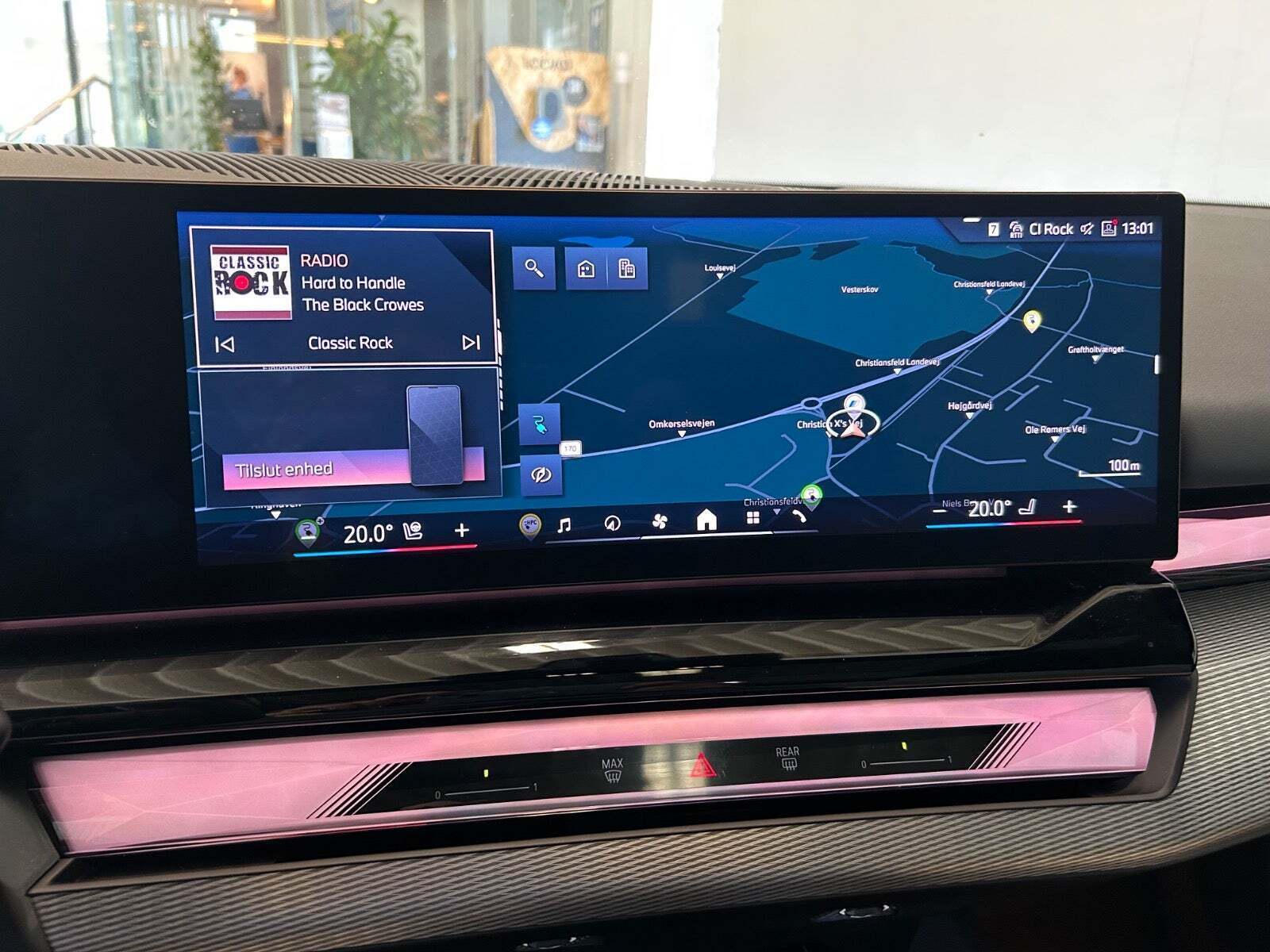 Hvid BMW i5 fra 2024