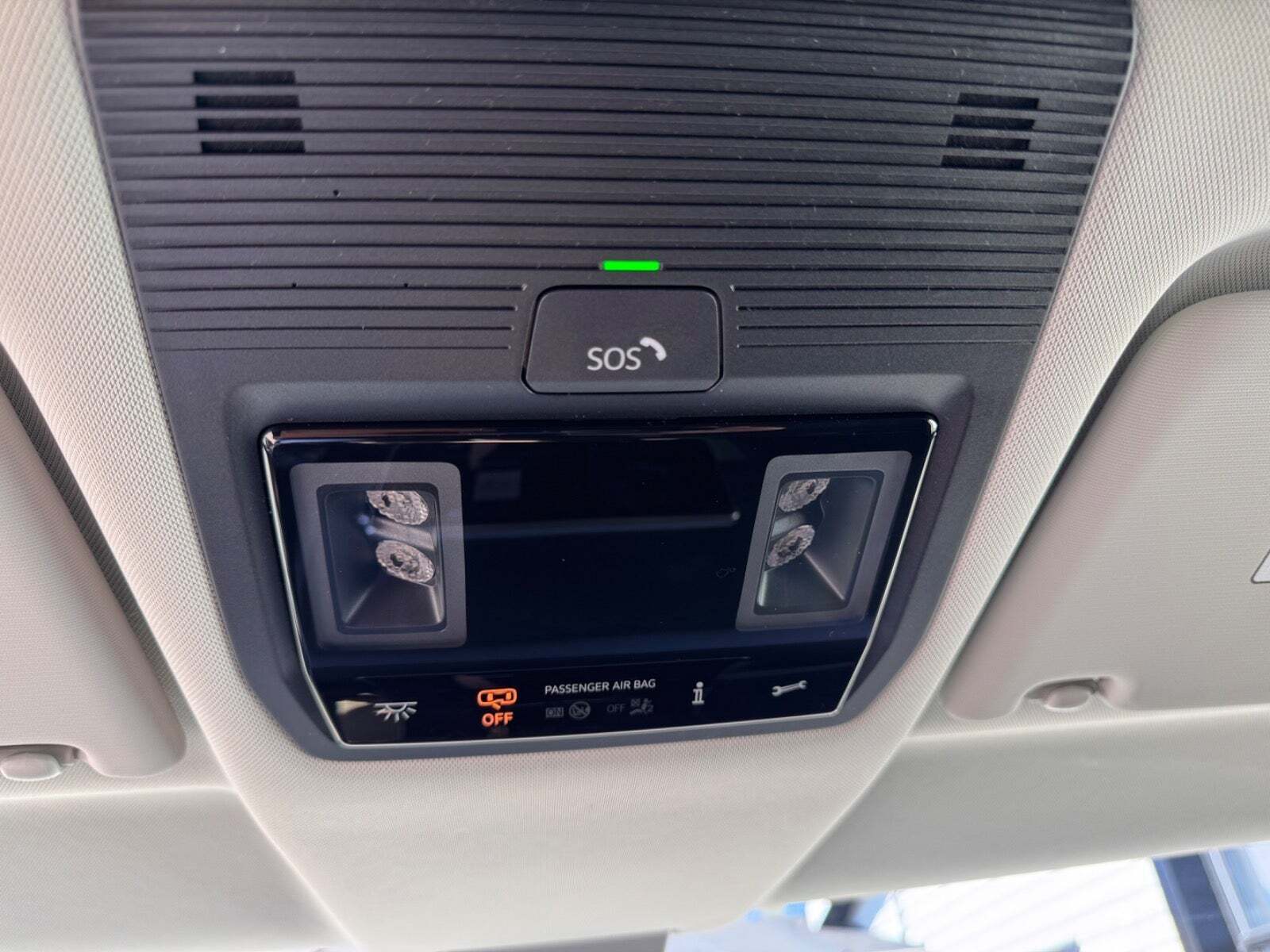 Hvid VW ID.Buzz fra 2025